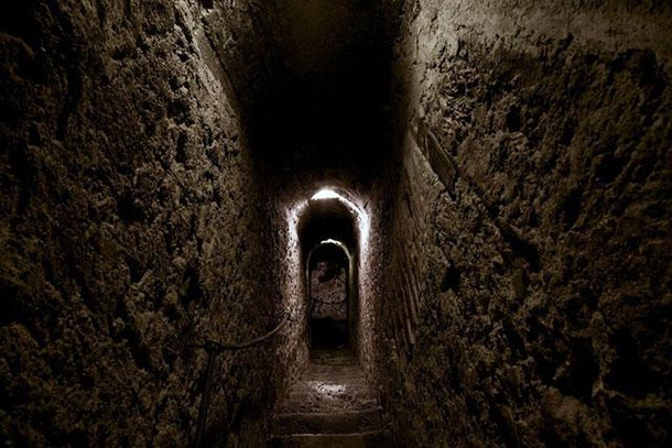 Dracula's Castle Is Up For Sale And It Is Pretty Amazing - picture 8