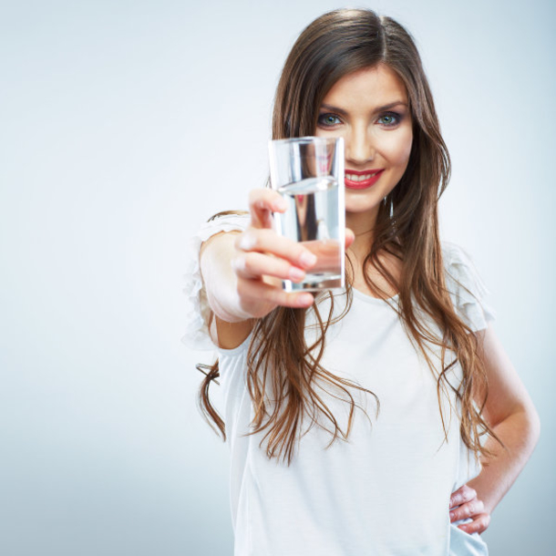 Drinking Only Water For 30 Days Has This Affect On Your Body - picture 7