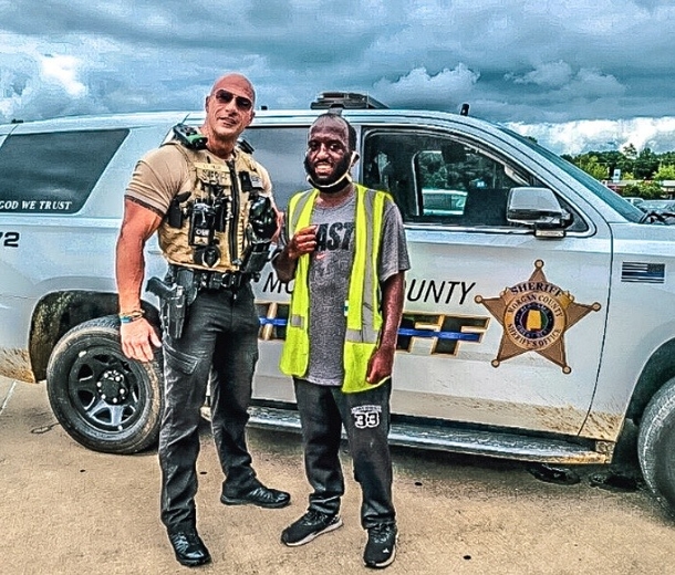 Dwayne ‘The Rock’ Johnson sends a viral message to the Cop who looks just like him - picture 4