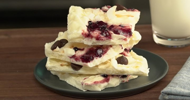 Easy Frozen California Yogurt Bark Recipe Using Only 5 Ingredients - picture 2