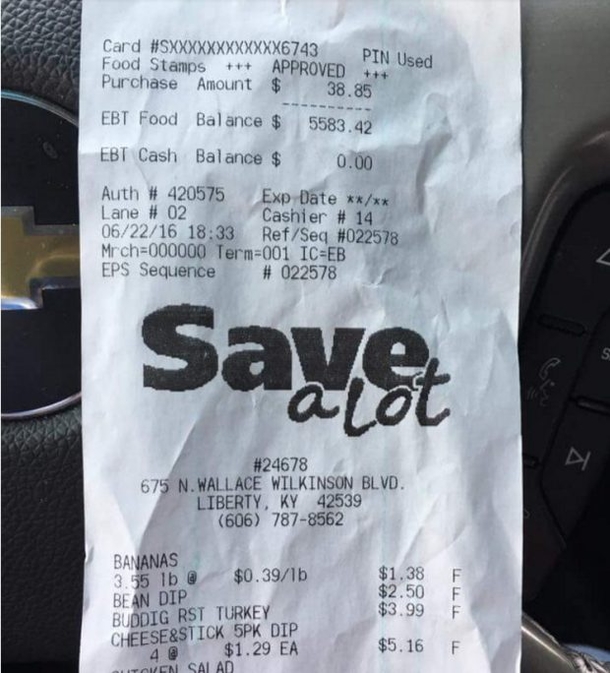 EBT Recipient Drops Piece Of Paper, Shopper Floored When They Look At It - picture 2