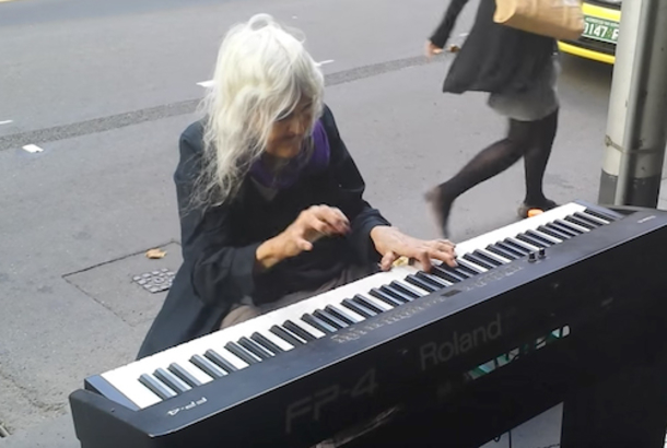 Elderly Women Sits At Piano, Once She Begins Playing, Her Iconic Music Sounds Breathtaking - picture 2