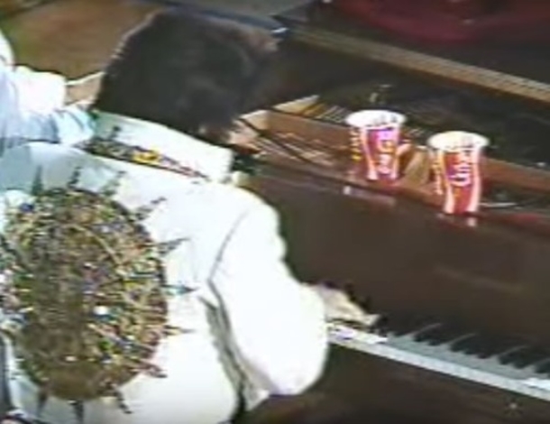Elvis’ Final Performance Was Rarely Seen Until Now, Listen To The Chillingly Beautiful Song Here - picture 2
