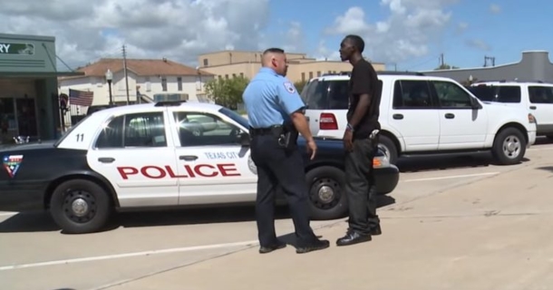 Ex-Convict Sees The Cop Who Arrested Him Years Ago, Confronts Him & Does The Unexpected! - picture 2