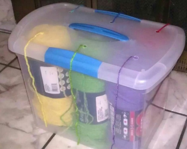 Expert DIYer uses plastic storage bins in ways I never expected. Here are 8 fantastic ideas - picture 8