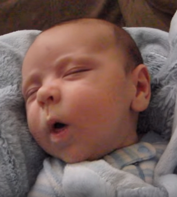 Father Asks Baby If He Had A Good Sleep, Gets Answer That Has The Entire Internet Falling In Love - picture 3
