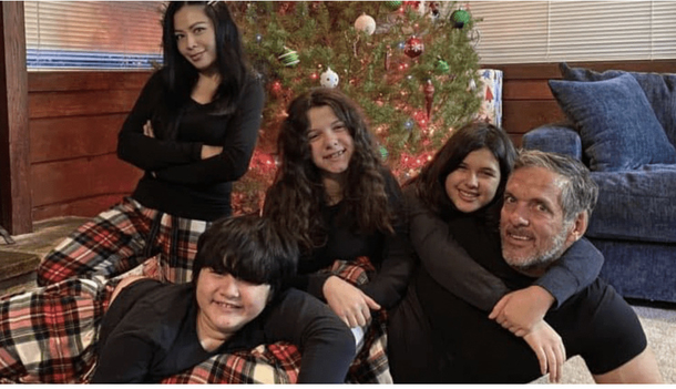 Father loses all three children after car swerves into oncoming traffic – rest in peace - picture 6