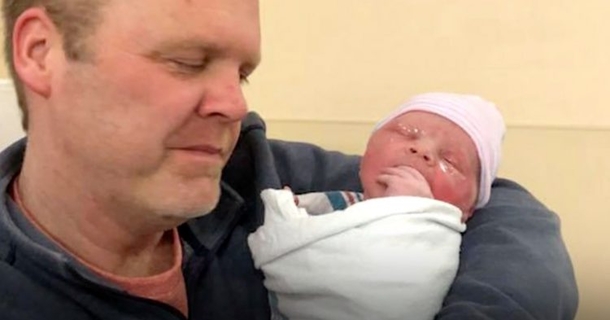 Father Welcomes 14th Son Into The World, However This Baby's Name Is Making Headlines News Worldwide - picture 2