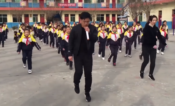 Fed Up Principal Was Tired Of Kids On The Computer All Day; Make Them Line Up Outside For A Dance Routine That Breaks The Internet - picture 3