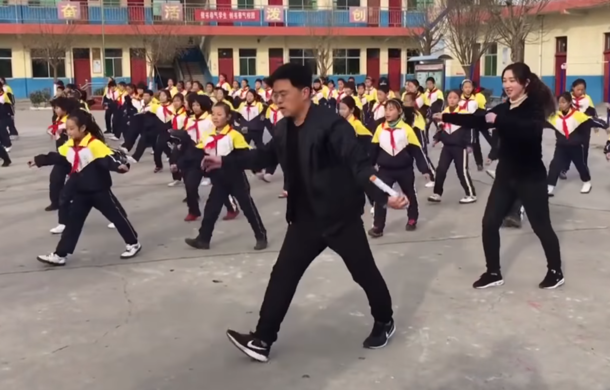Fed Up Principal Was Tired Of Kids On The Computer All Day; Make Them Line Up Outside For A Dance Routine That Breaks The Internet - picture 4