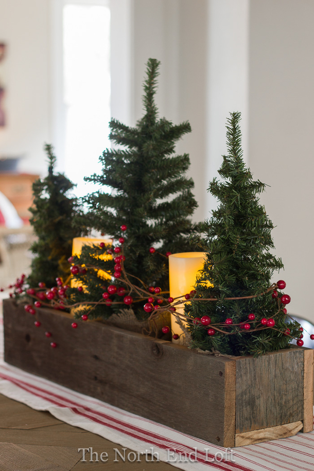 Festive DIY Christmas Centerpiece Projects That Will Get You In The Holiday Spirit - picture 11
