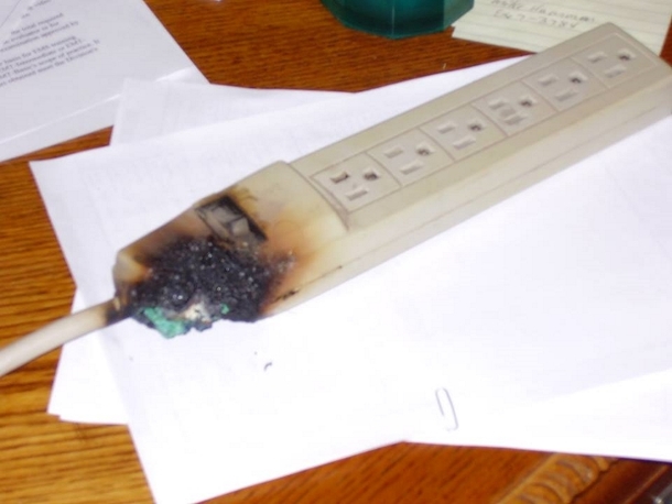 Fire Department Sends Out Major Warning - The 1 Extension Cord Mistake That Could Cost You Your Life - picture 3