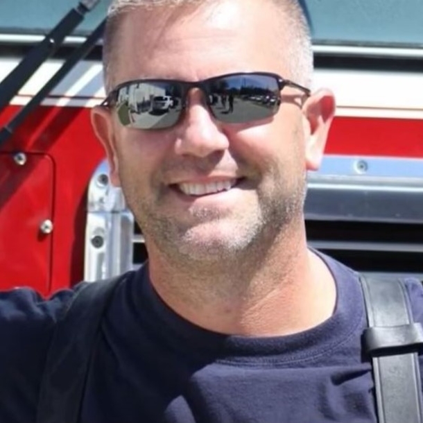 Firefighter adopts child he helped deliver on rescue call: “I’ve always wanted a daughter” - picture 2