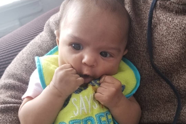 Firefighter left heartbroken after losing 5-month-old daughter to coronavirus - picture 3