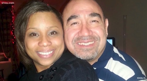 For weeks, wife prayed under husband’s hospital window. On Friday, he passed away from COVID-19 - picture 2