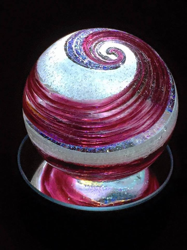 Forget Coffins! This Company Will Swirl You Into Beautiful Glass Creations When You Die! - picture 11
