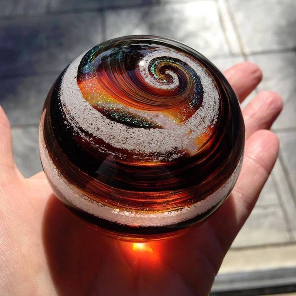 Forget Coffins! This Company Will Swirl You Into Beautiful Glass Creations When You Die! - picture 2