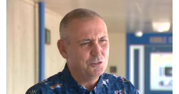 Former student / janitor becomes principal of his school, goes to school with the kids every Wednesday - picture 2