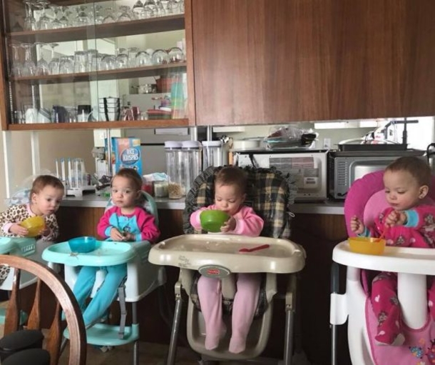 Four Siblings’ Have A Priceless Reaction Once They Realize Grandma Put Up The Christmas Tree - picture 3