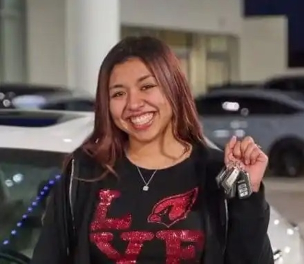 From Struggle to Blessing: Kind-Hearted Donors Gift Heroic Young Woman a Brand New Car to Support Her Siblings! - picture 2