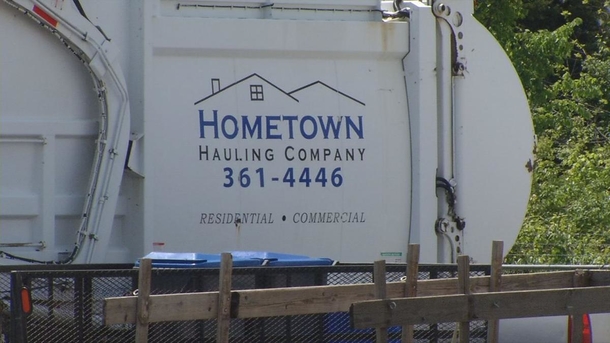 Garbage man saves 90-year-old woman who was low on food - picture 4