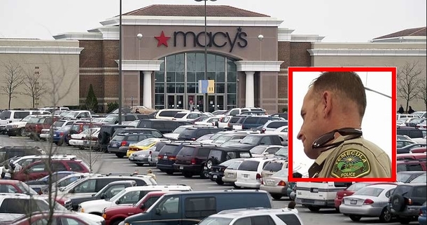 Girl & Officer Cry After He Learns Why She Was Searching Between Cars - picture 2