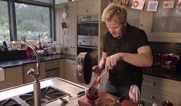Gordon Ramsay Shares Special Cranberry Sauce Recipe That's So Delicious, Your Guests Will Want 2nds & 3rds - picture 3