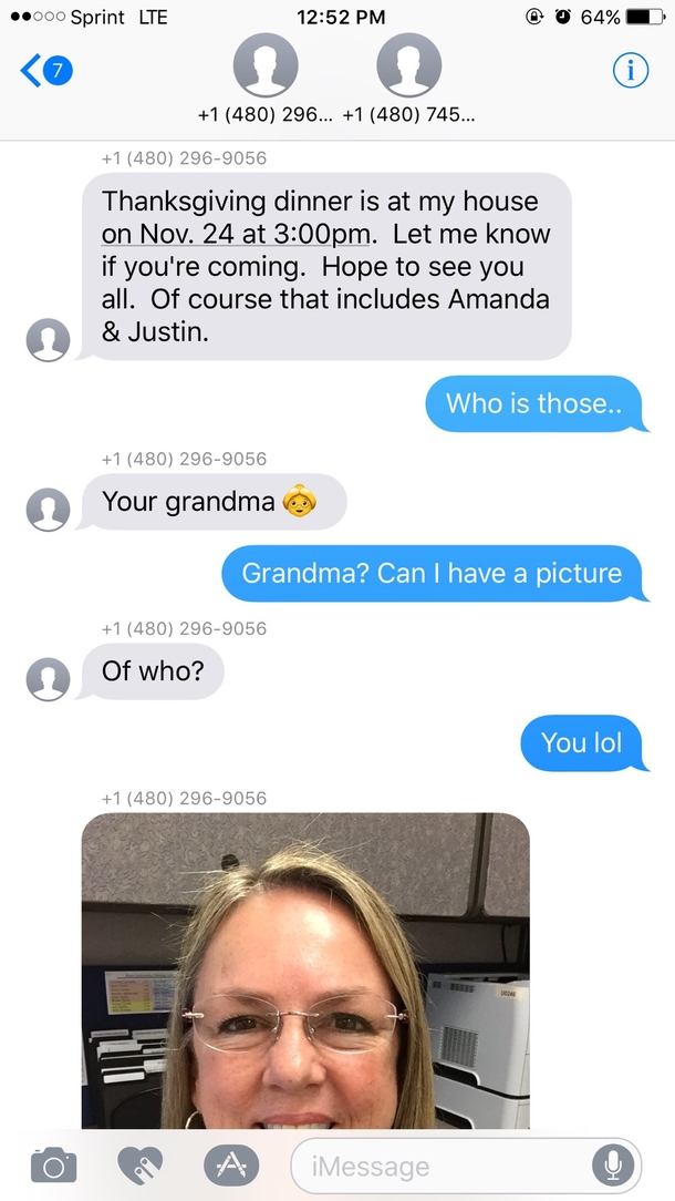 Grandma and a stranger she accidentally texted in 7 years ago keep Thanksgiving tradition alive for 7th year in a row - picture 3