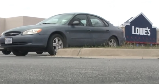 Grandma Makes Wrong Turn On Way Home, That’s When Grandson See’s Something He Can’t Unsee - picture 2