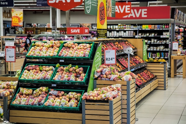 Grocery store has announced opening just for the elderly to avoid panic shoppers - picture 2