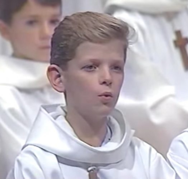 Group Of Choir Boys Walk On Stage. Audience Bursts Into Laughter As Soon As Boy Sings His First Note - picture 3