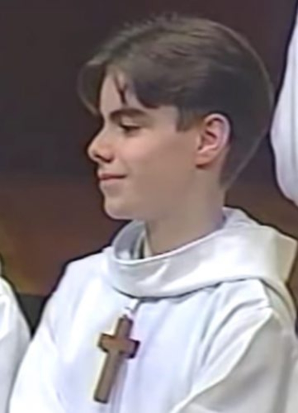 Group Of Choir Boys Walk On Stage. Audience Bursts Into Laughter As Soon As Boy Sings His First Note - picture 4