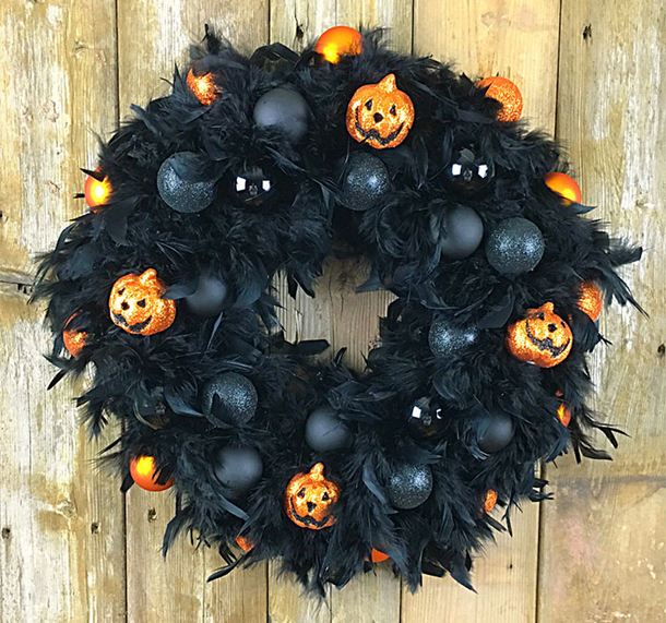 Halloween Wreaths Are A Thing Now, And They’re Creepily Fantastic! - picture 18