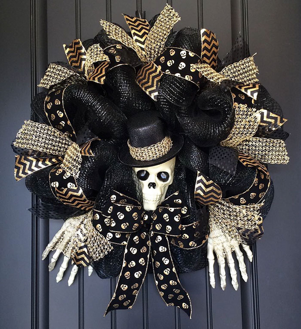 Halloween Wreaths Are A Thing Now, And They’re Creepily Fantastic! - picture 19