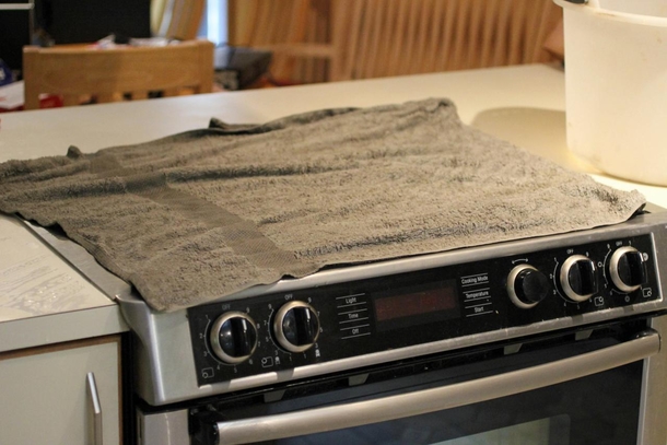 Having Trouble Cleaning Your Stove Top? We Have 6 Cleaning Hacks To Make It Sparking Clean! - picture 3