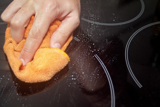 Having Trouble Cleaning Your Stove Top? We Have 6 Cleaning Hacks To Make It Sparking Clean! - picture 6
