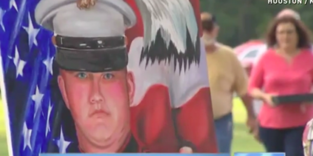He Discovered This $5 Flag During A Garage Sale. When He Squints To Read The Writing, His Heart Drops - picture 3