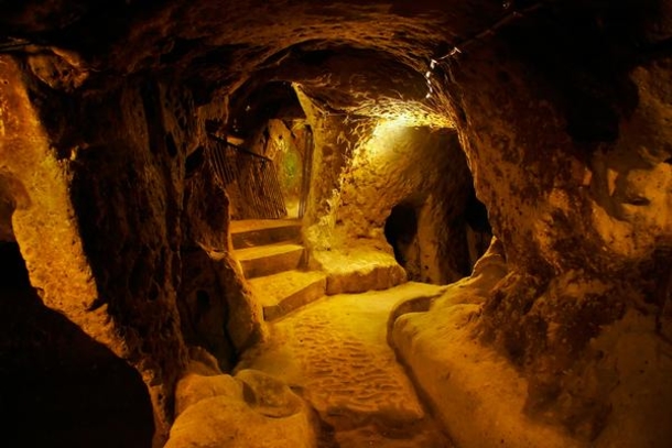 He Dug A Hole White Renovating His House And Discovered His House Was Built On Top Of Something Hair Raising - picture 15