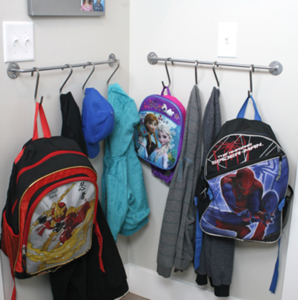 He Hangs Towel Bars All Around The House. When I Saw How They Were Used? This Is Genius! - picture 3