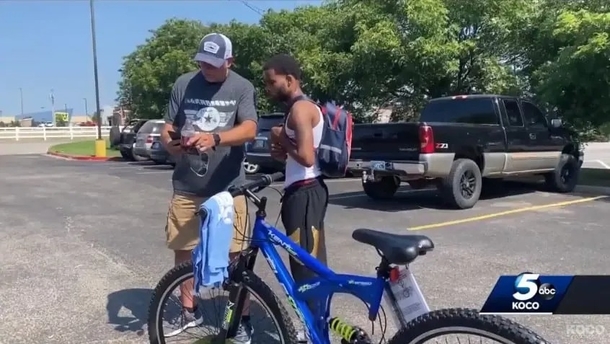 He travels 17 miles a day for work until a stranger gave him a ride and his life changes forever - picture 4