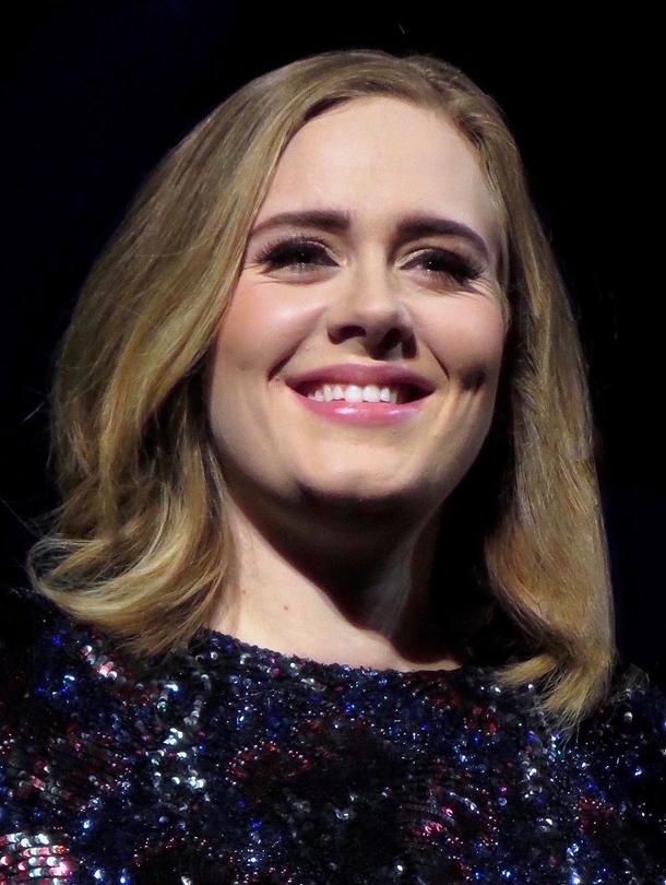 Heartbreaking News About Grammy Award-Winning Singer Adele Is Released, Fans Freak Out - picture 2
