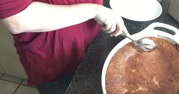 Her Cake Recipe Only Has Two Ingredients, But It’s Easily One Of The Best I’ve Ever Had [video] - picture 2