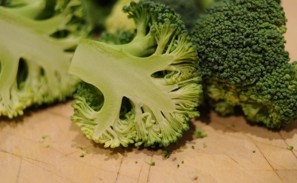 Here Are 20 Foods That Naturally Clear Your Arteries And Protect You From Heart Attacks. - picture 18