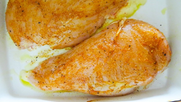 Here's The Best Trick For Cooking Chicken So It's Perfectly Moist And Tender - picture 4