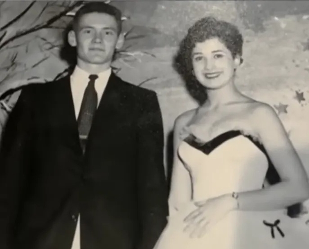 High school lovers who separated after graduation reunite and then marry — 65 years later! - picture 5