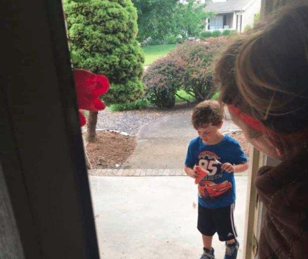 His Dad Left On Deployment. He Knocked On His Neighbor’s Door To Ask A Question They Could Not Ignore - picture 3