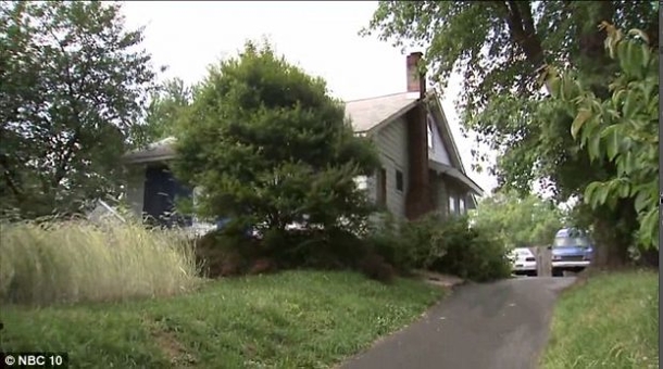 Home’s Boarded Windows & High Weeds Couldn’t Hide The Sick Secret Inside - picture 4