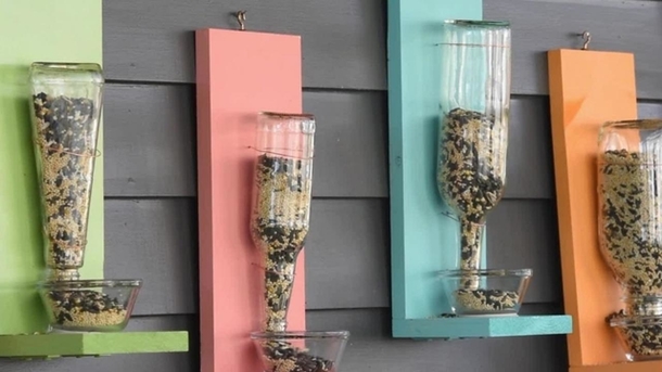 How To Create A Recycled DIY Bird Feeder - picture 2