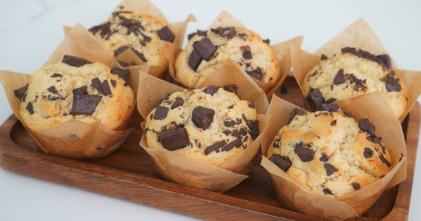How To Make Perfectly Soft And Fluffy Chocolate Chip Muffins In 2023 - picture 2