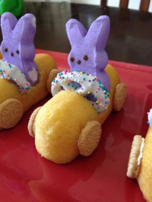 How To Make Race Car Easter Bunnies From Twinkies - picture 4